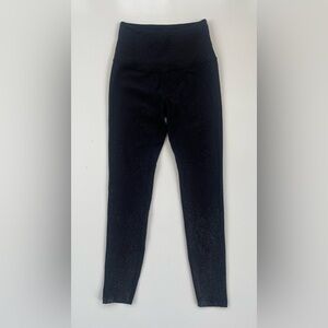 BEYOND YOGA Black Alloy Ombre High Waisted Midi Legging Size Medium